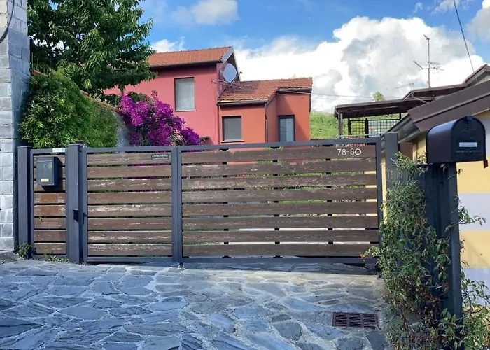 Alojamento de Acomodação e Pequeno-almoço Antoniana La Spezia